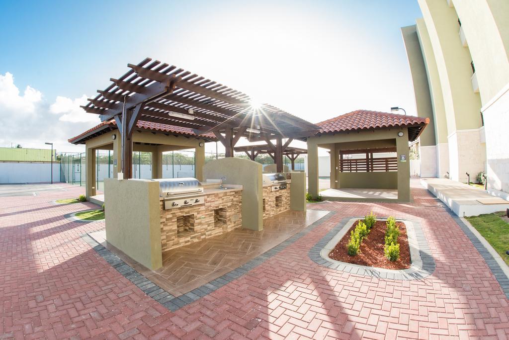 Palmaruba Condos Palm Beach Buitenkant foto